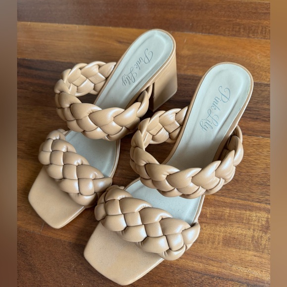 Pink Lily Camel Double Strap Heels - Picture 2 of 5